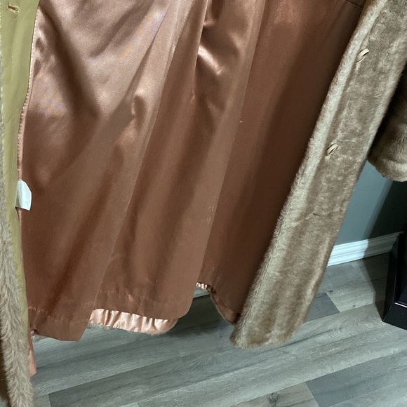 Vintage sears ultra mink coat - Picture 8 of 8